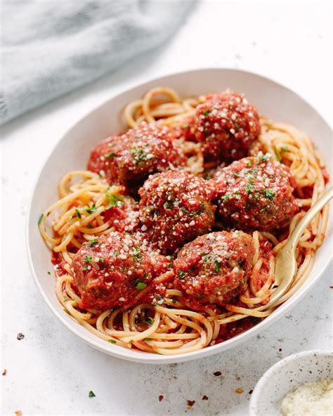 Sertifikat, penghargaan, tanda, atau dokumen yang dipajang di meatball marinara spaghetti dominos Support provider lokal Murah Poin saat hari besar hari ini