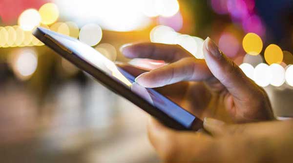 Strategi Kominfo Cegah Penjualan Ponsel 4G Tidak Sesuai Aturan TKDN