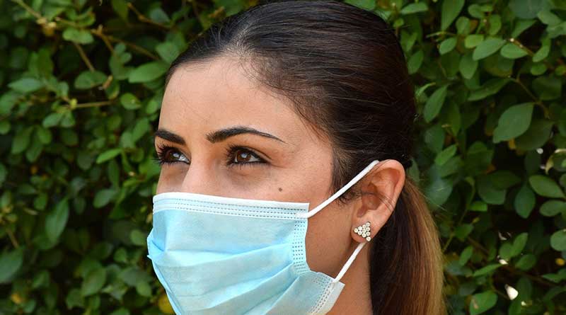 Masker Pintar Untuk lindungi terhadap COVID-19 Dilengkapi Speaker