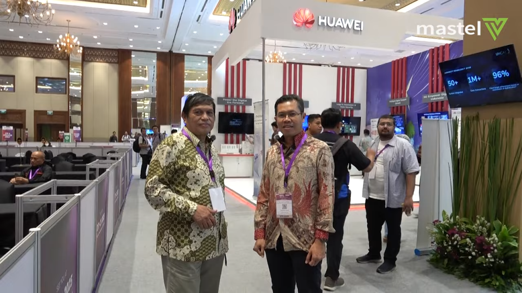 Industrial Talk: Tour Booth Huawei di Event DTI-CX 2024